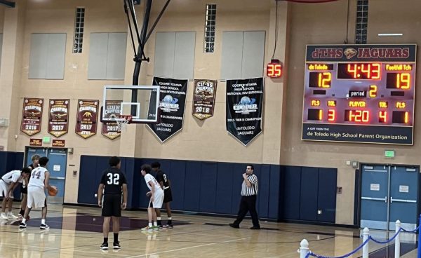 Liam R. 26 shoots his free throw as deToledo JV basketball tries to claw their way back into the game against Foothill Tech (Nov. 20, 2023).