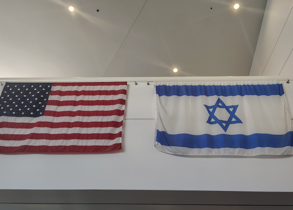 de Toledo's Israeli and American flags, displayed proudly next to eachother
