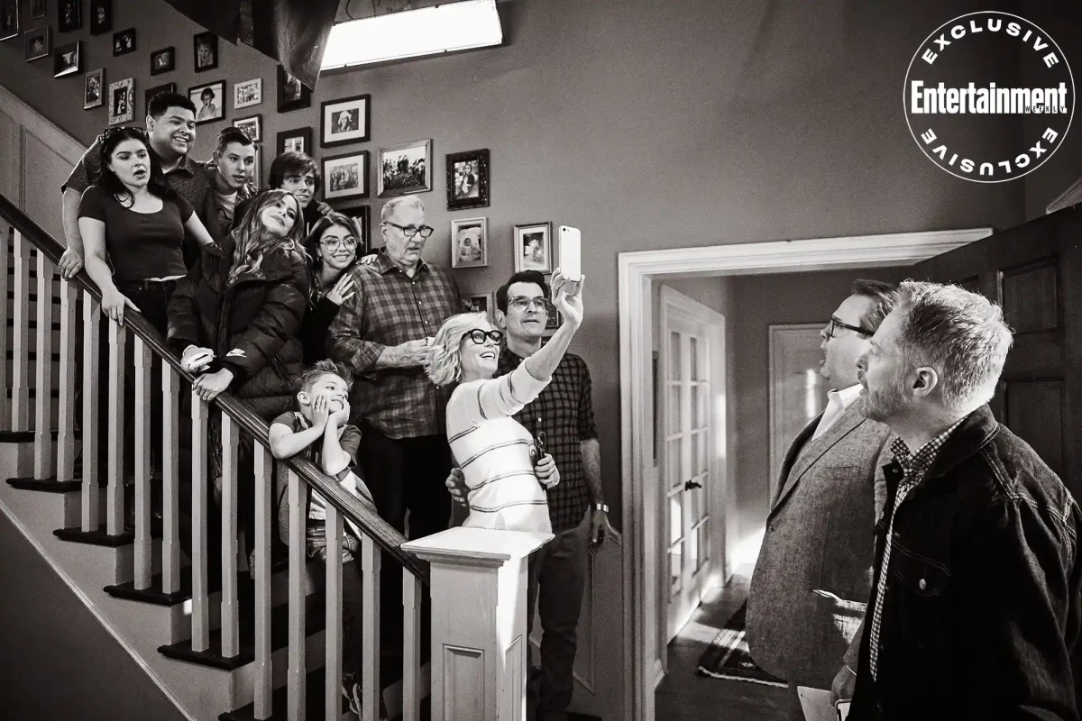 EW Entertainments Image of the Modern Family cast on the final day of filming.
